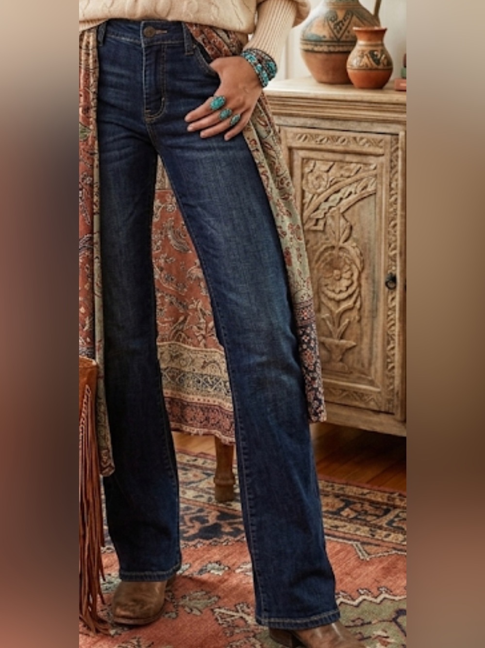 Levi’s Perfectly Slimming Boot Cut Jeans Women’s Size 4S Dark Rinse Mid Rise